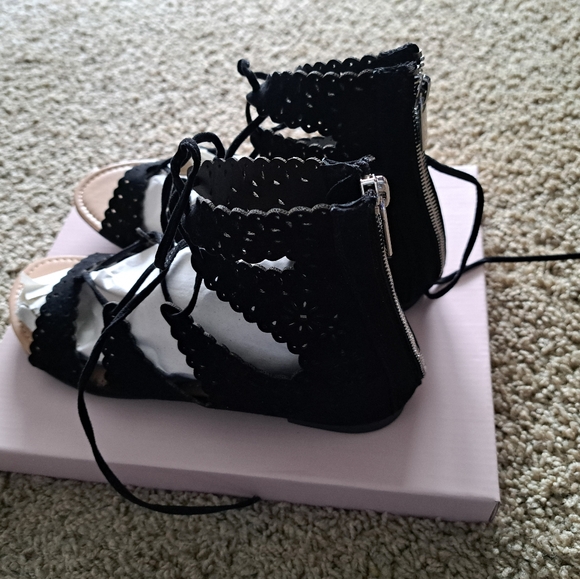 Just Fab Lady's Sandals - Picture 4 of 11